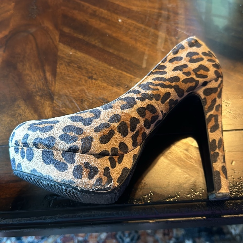 Mossimo leopard platform heels - Picture 7 of 7